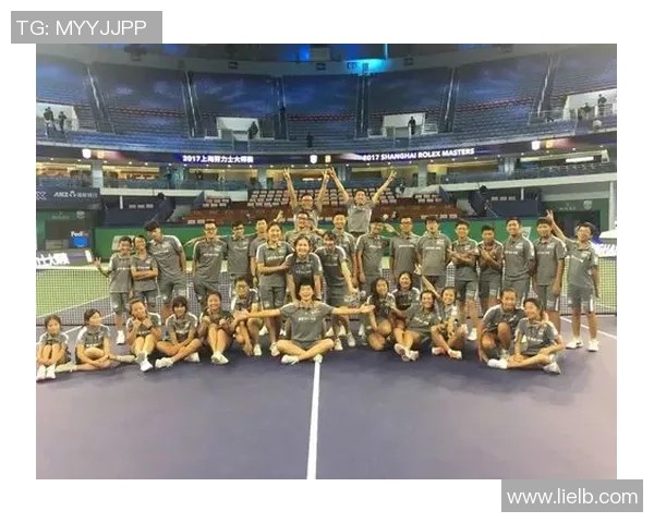 南京网球队与深圳网球队赛后复盘分析团队配合与战术执行的精彩瞬间